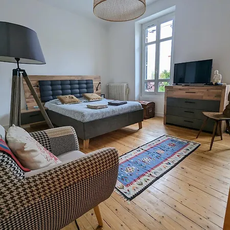 Anne Et Stan - Avec Petit Dejeuner - Proche Centre Et Circuit Nocleg ze śniadaniem