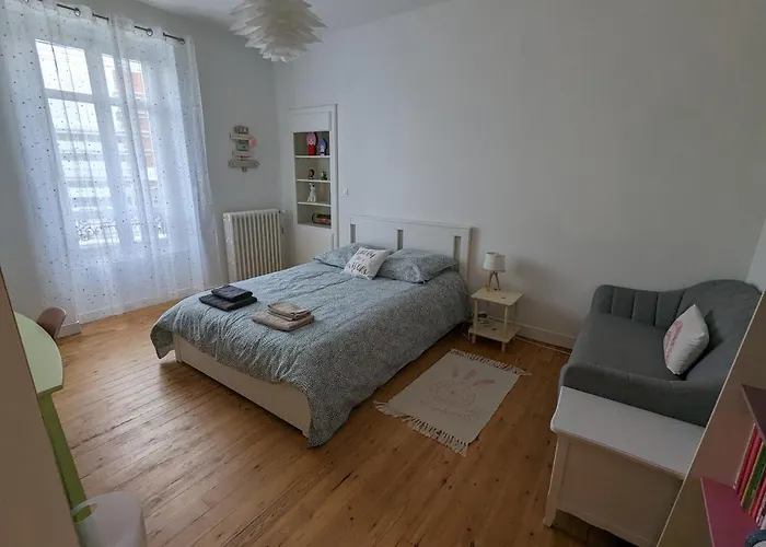 Nocleg ze śniadaniem Anne Et Stan - Avec Petit Dejeuner - Proche Centre Et Circuit *