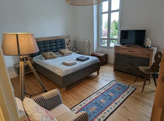 Nocleg ze śniadaniem Anne Et Stan - Avec Petit Dejeuner - Proche Centre Et Circuit *